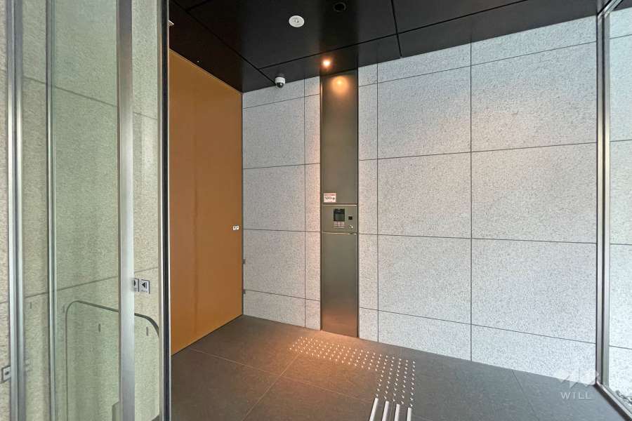 エントランスがオートロック付きです。