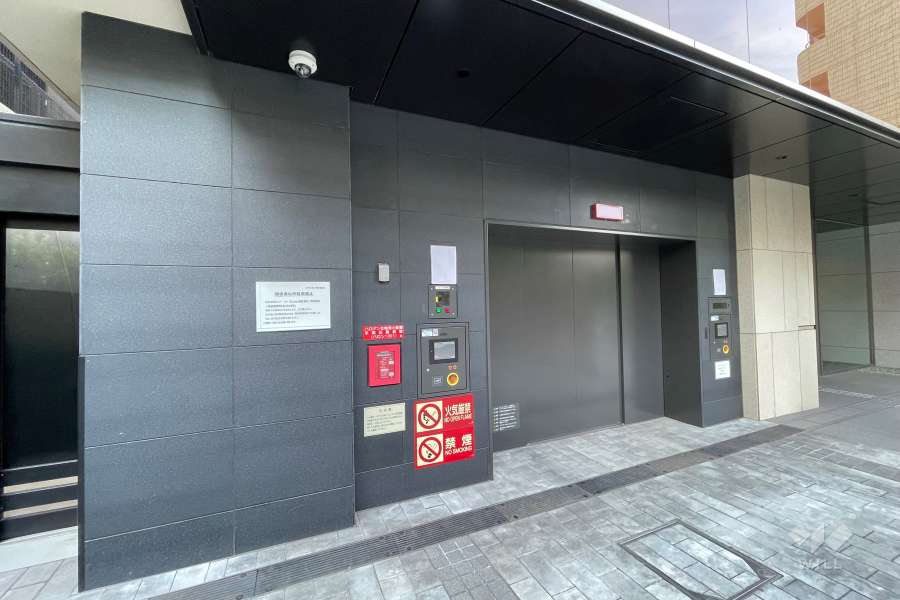 駐車場の出入り口