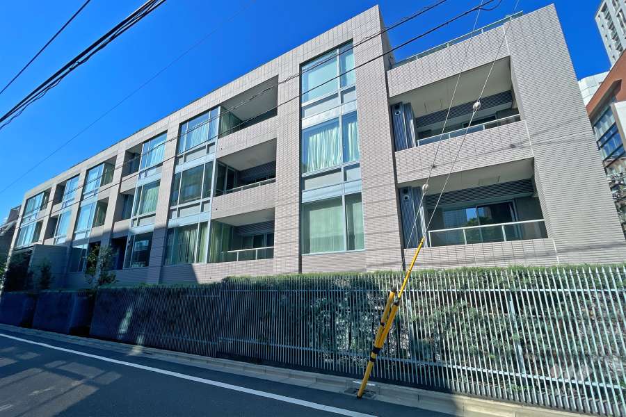 パークコート青山一丁目の外観（北東側から）