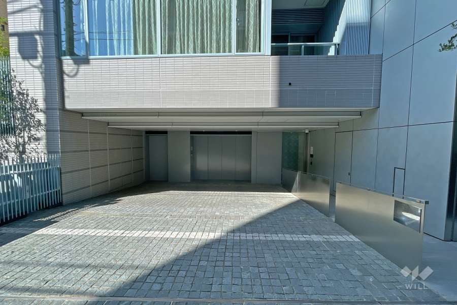 敷地内駐車場（屋内機械式）