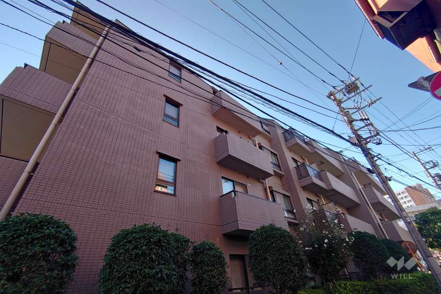 イトーピア幡ケ谷の外観（南東側から）