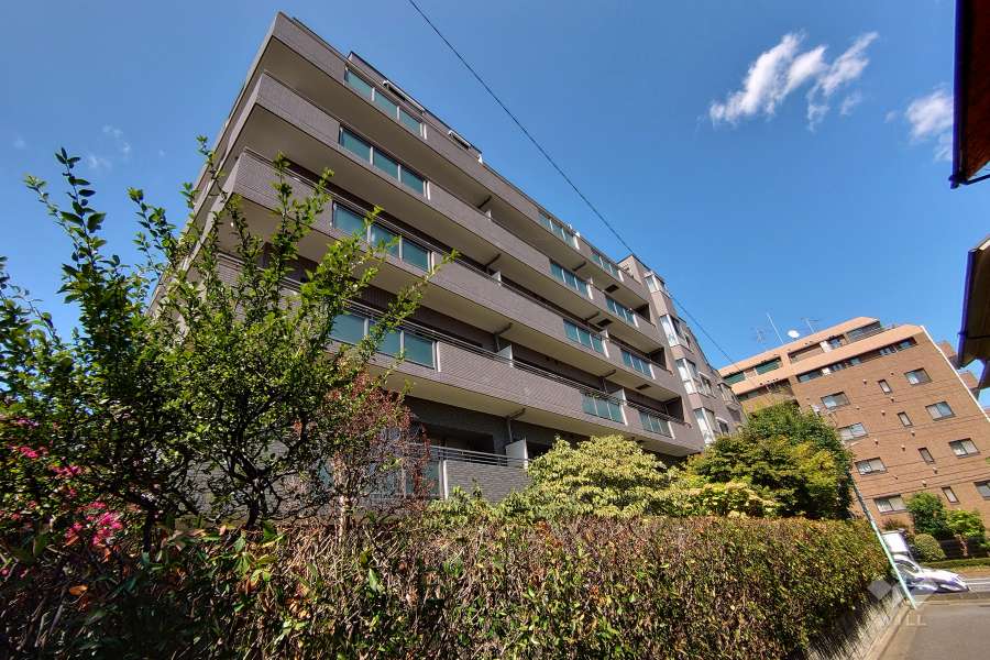 インペリアル代々木の杜の外観（南西側から）