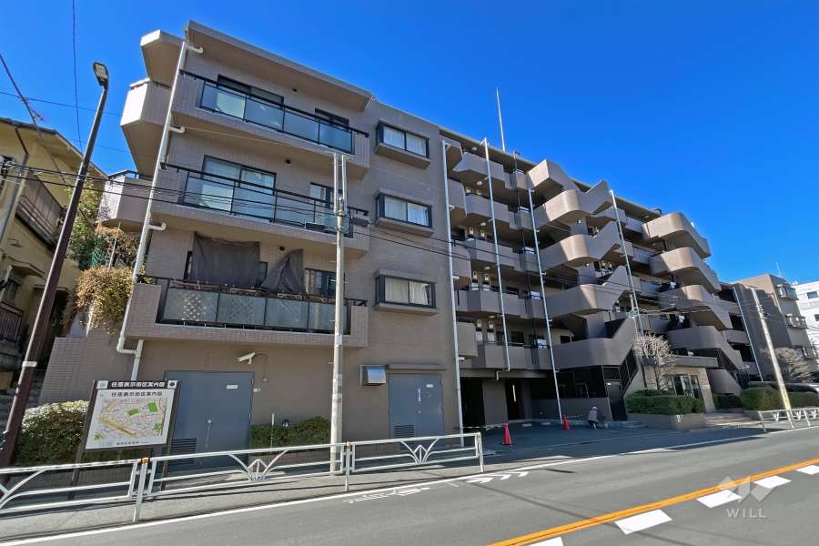 エスバイエル代々木西原の外観（南東側から）