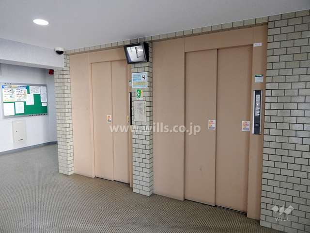 エレベーター（モニター付き）