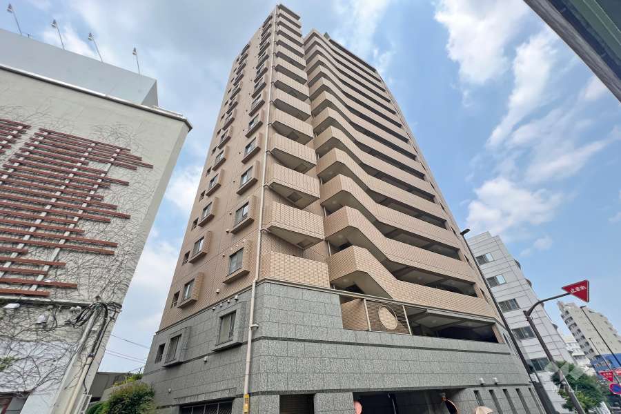 グラーサ渋谷松濤の外観(南東側から)