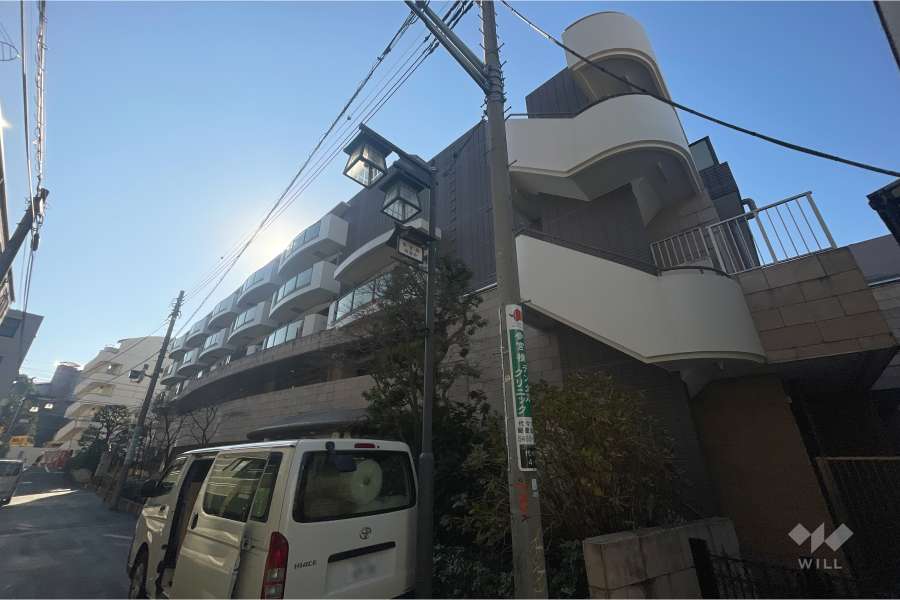 グランエクレール参宮橋の外観（北東側から）