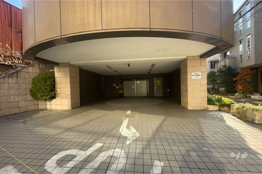 敷地内駐車場（屋内機械式）