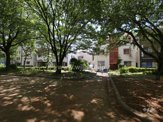 『宮前公園』から見たシャトー杭瀬