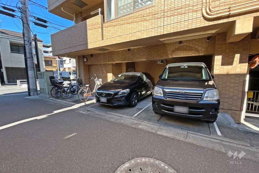 敷地内駐車場（屋外平面式）