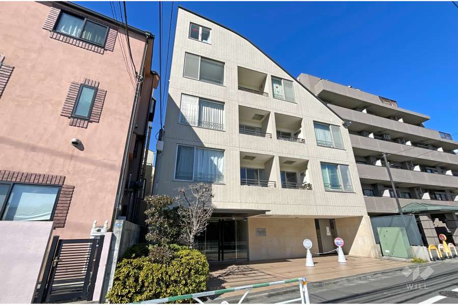 デュオスカーラ幡ヶ谷の外観（南側から）