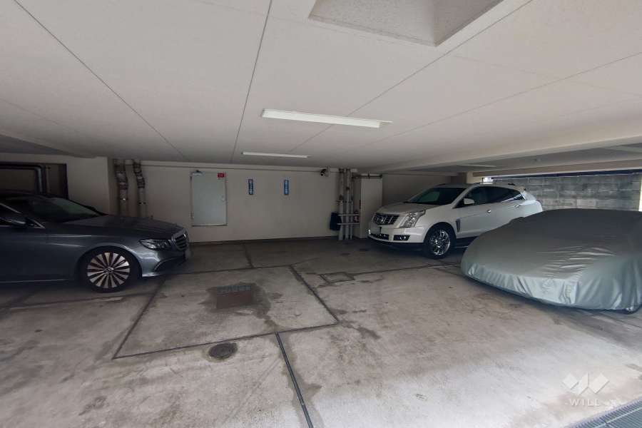 敷地内駐車場（屋内平面式）
