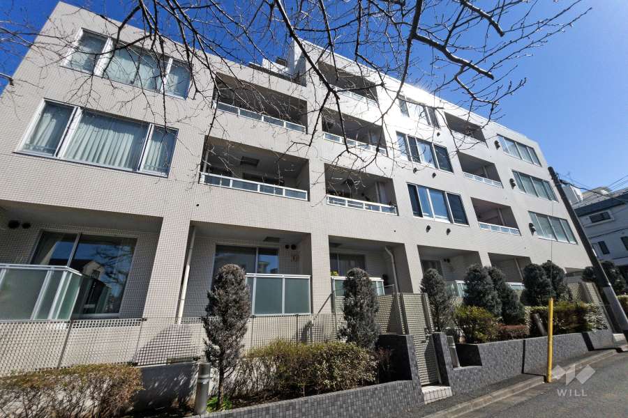 ピアース初台の外観（西画から）