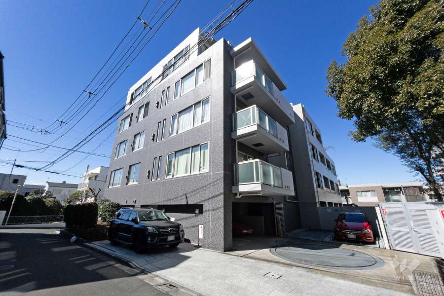 ピアース初台の外観（南東画から）