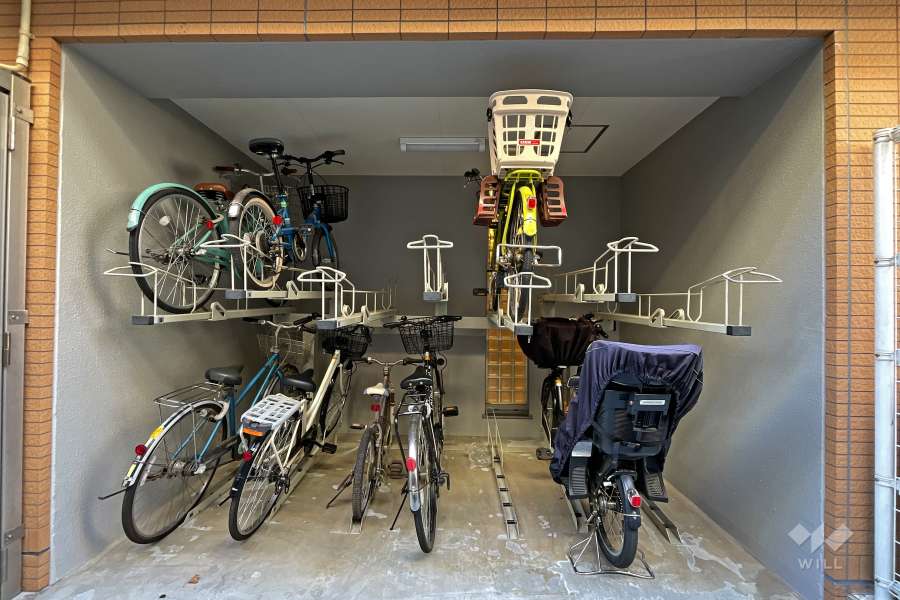 駐輪場（屋内）
