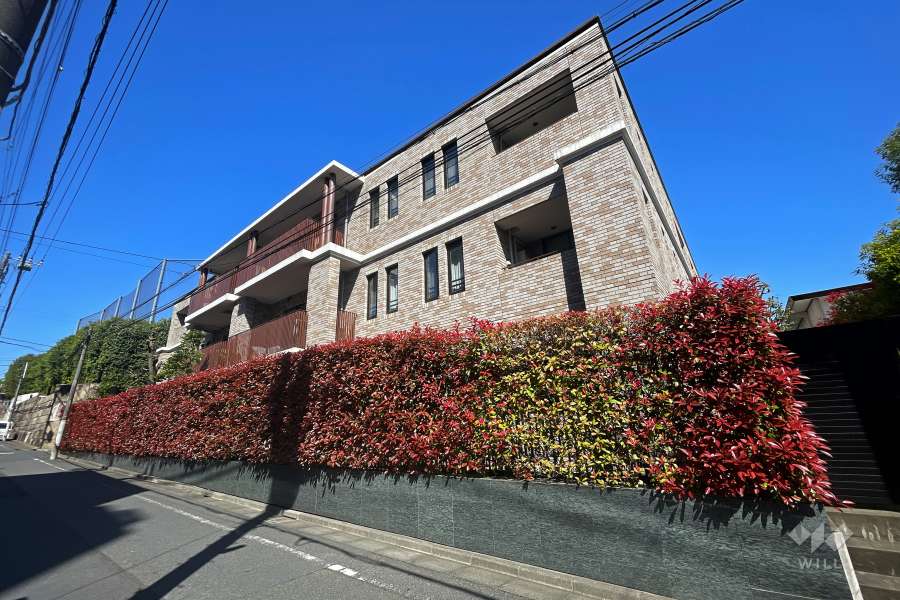 プレステージ代々木大山町の外観（南東側から）