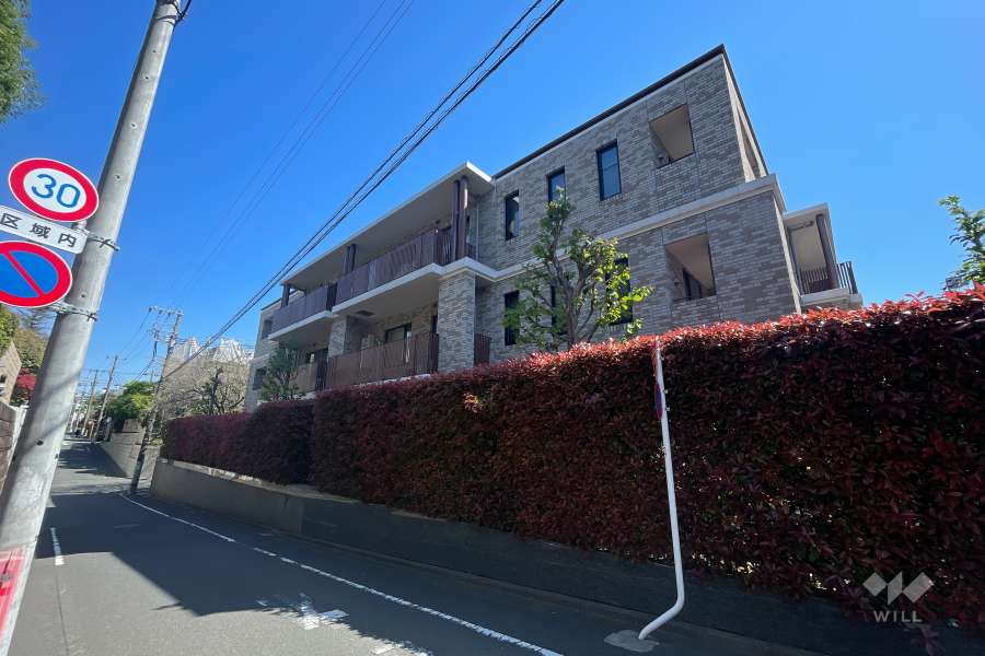 プレステージ代々木大山町の外観（南西側から）