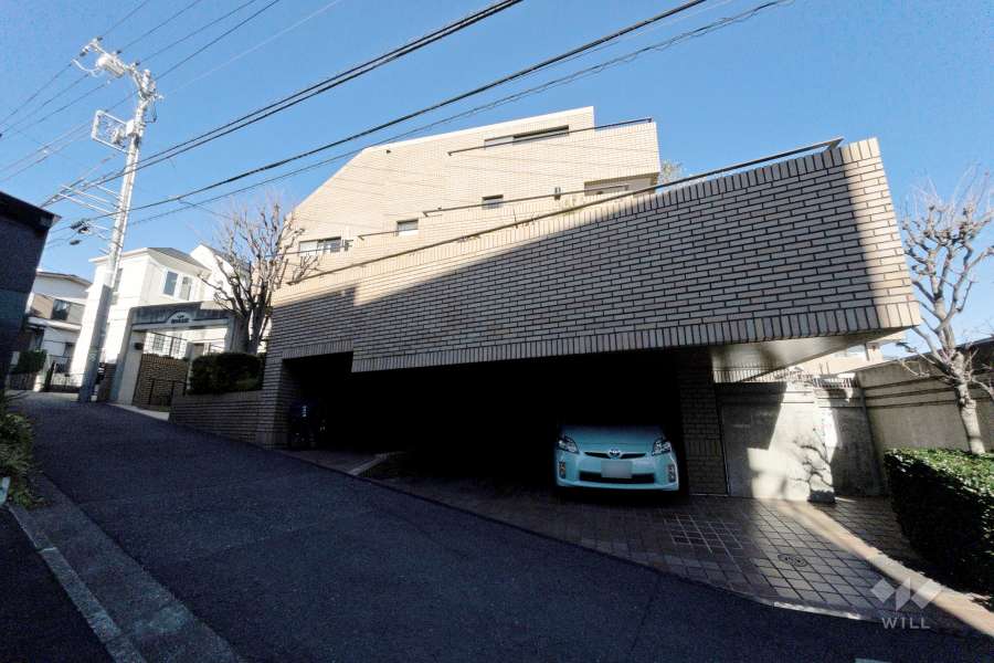 ベルテ代々木上原の外観（北東側から）