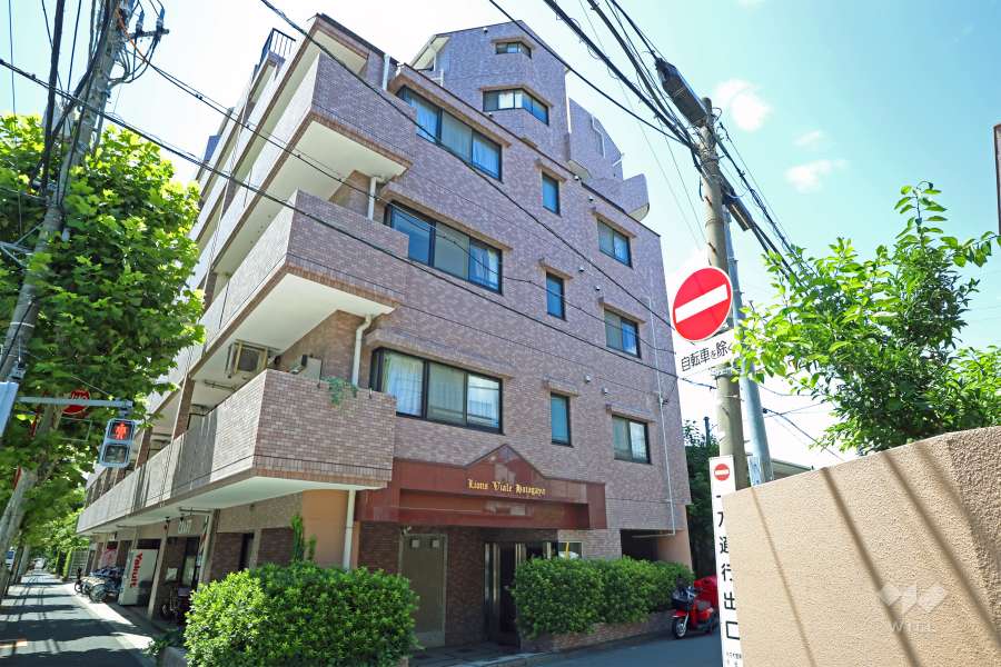 ライオンズヴィアーレ幡ヶ谷の外観（東側から）