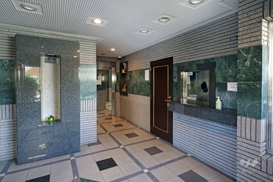 エントランスホール