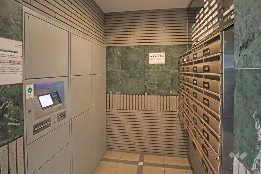 宅配ボックスと共用ポスト