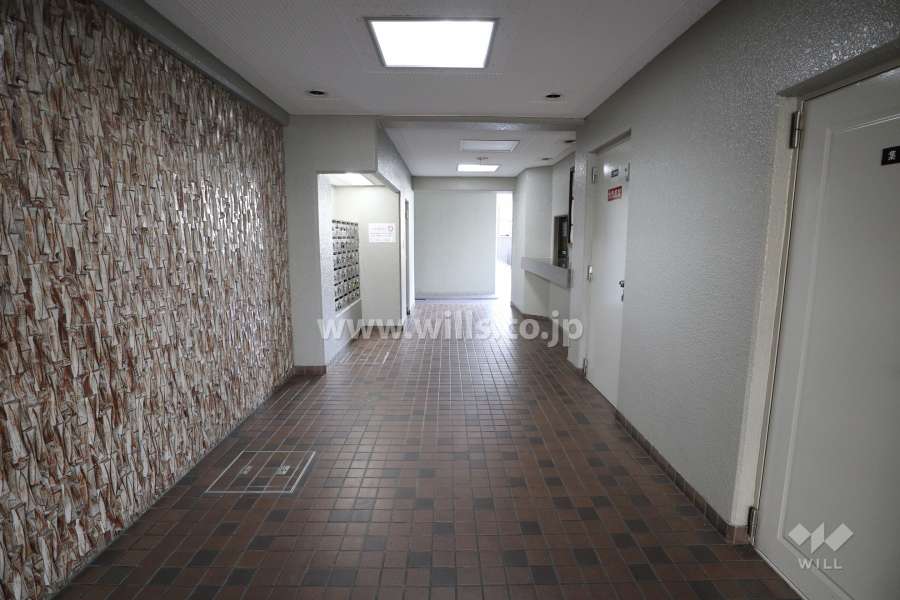 エントランスホール