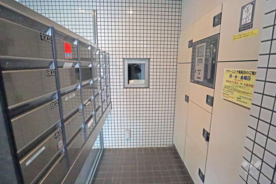 共用ポストと宅配ボックス