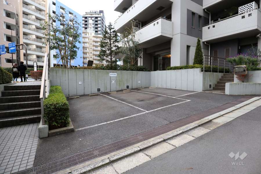 敷地内駐車場（屋外平面式）