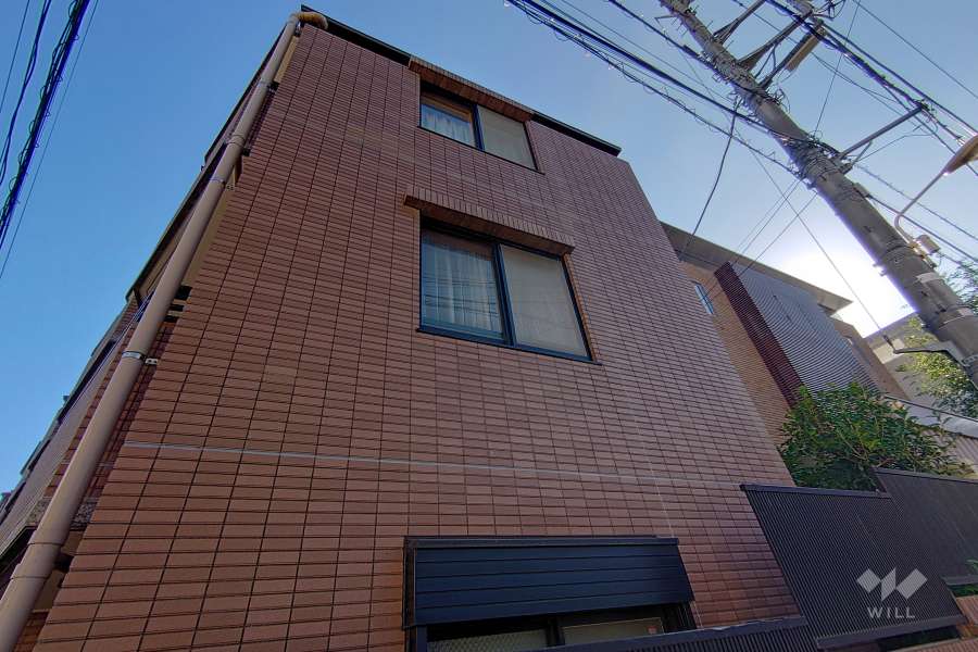 コスモ参宮橋ヒルズの外観（北東側から）
