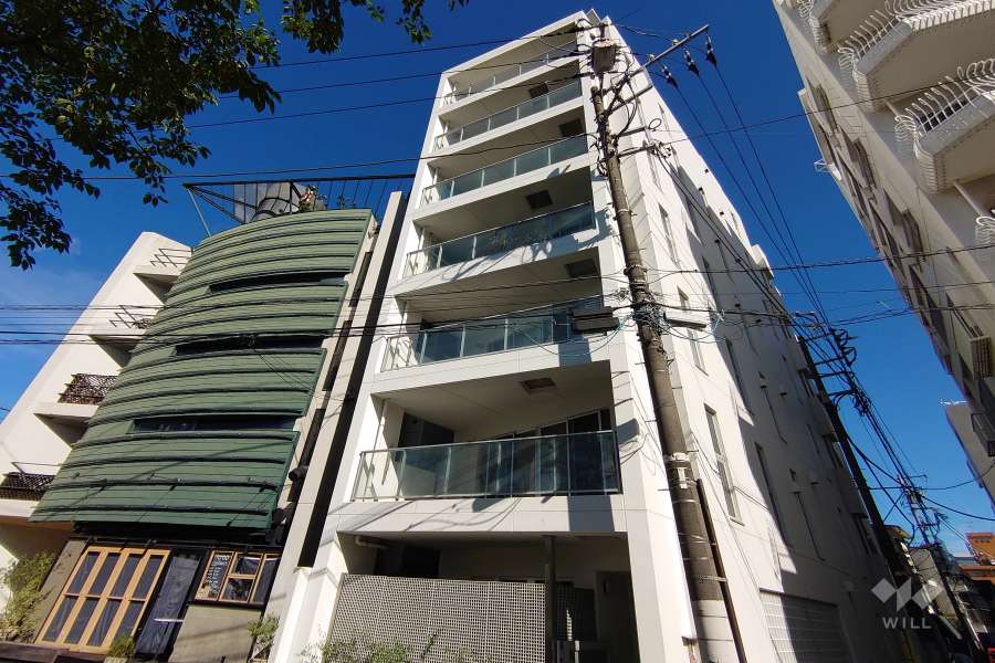 コムロンド代々木公園の外観（南東側から）