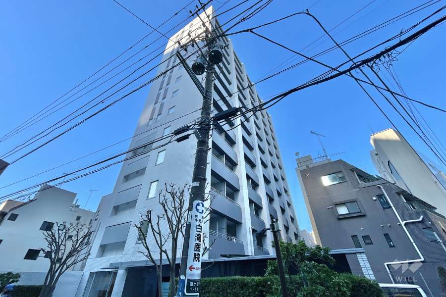 パークハウス代々木公園ラフィナートの外観（南東側から）