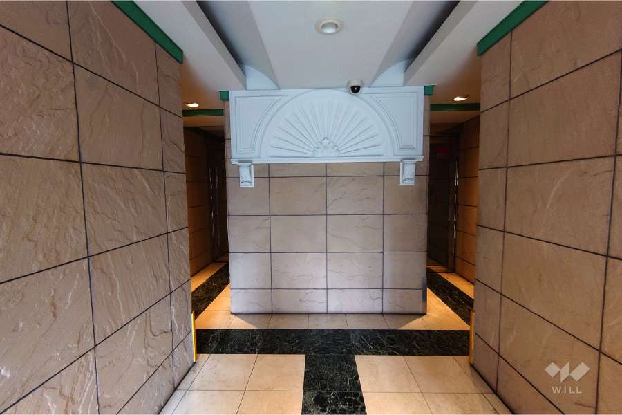 エントランスホール