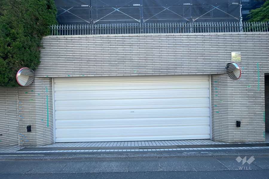 駐車場の出入口