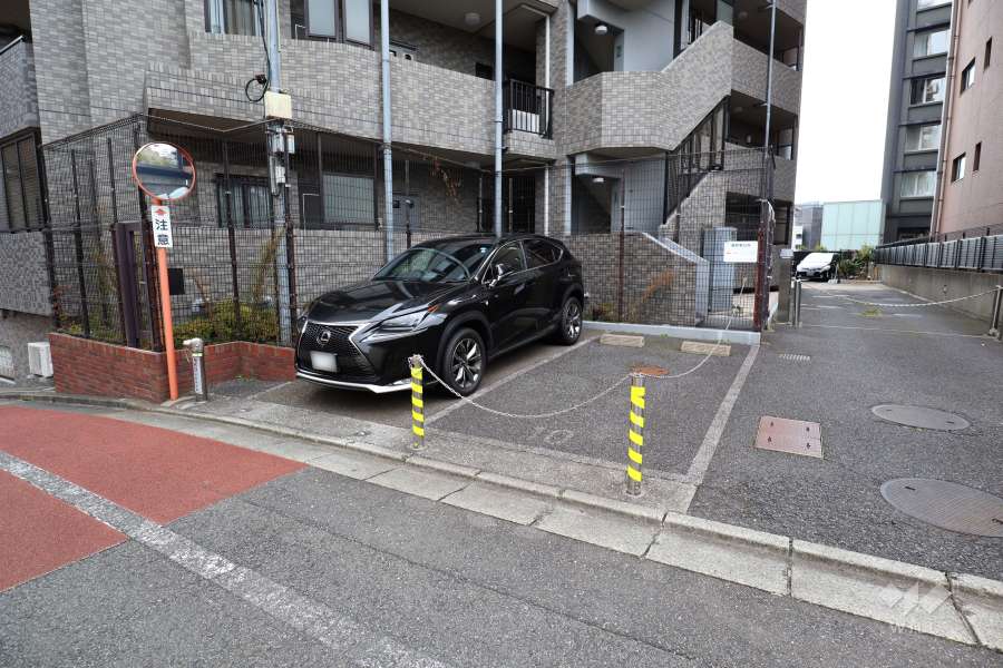 敷地内駐車場（屋外平面式）