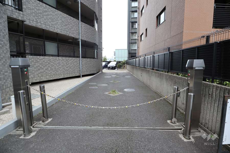駐車場の出入り口