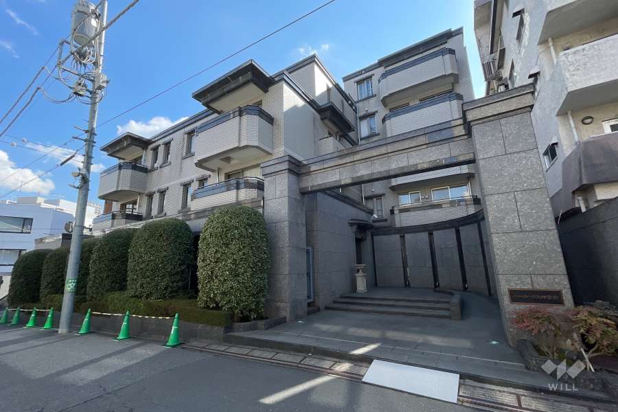 パークハウス神宮前の外観（北西側から）