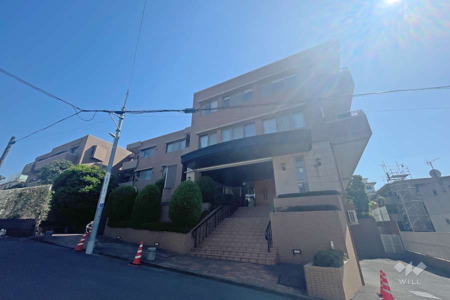 パークハウス代々木上原の外観（北側から）