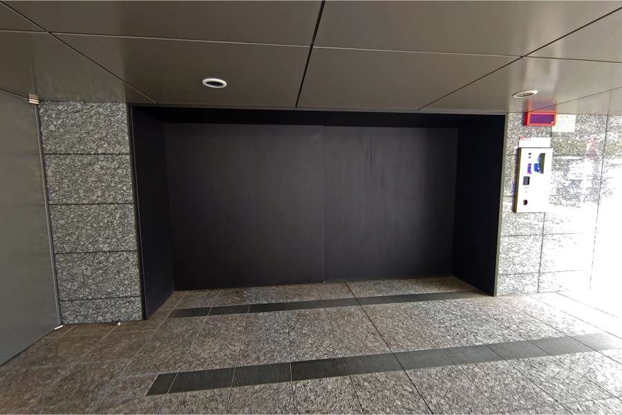 駐車場の出入り口