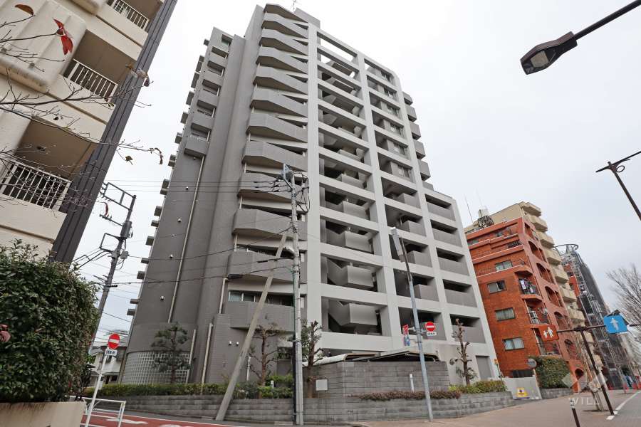 代々木公園パークホームズの外観（北西側から）