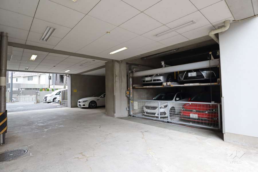 敷地内駐車場（屋内機械式）