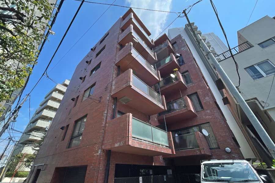 グランドメゾン広尾の外観（南西側から）