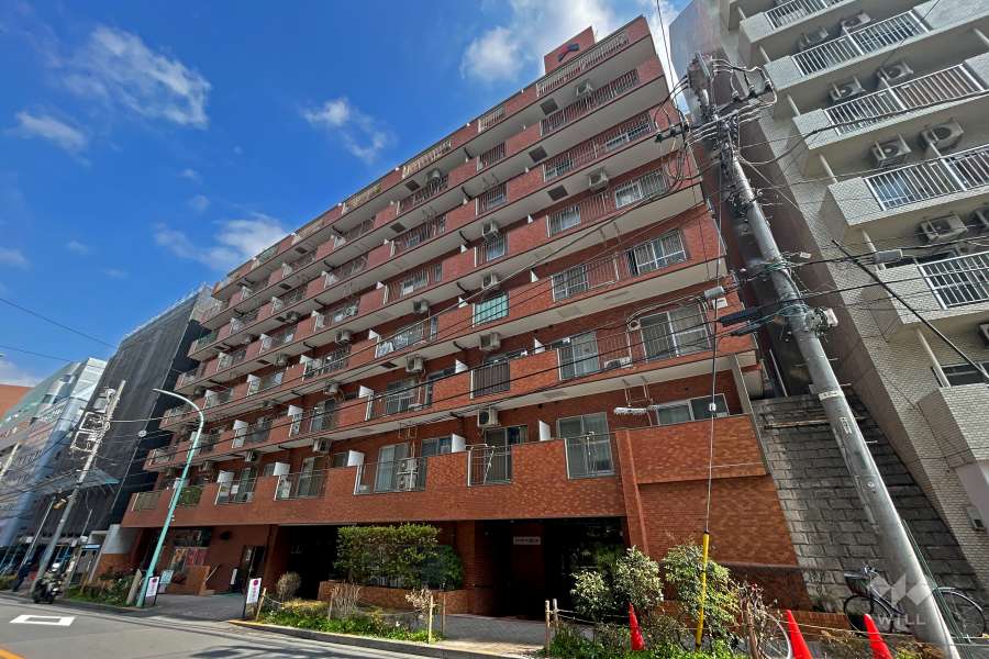 シャンボール恵比寿の外観（西側から）