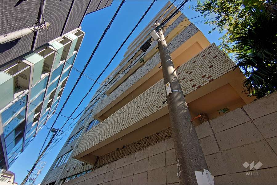 センチュリープラザの外観（南西側から）