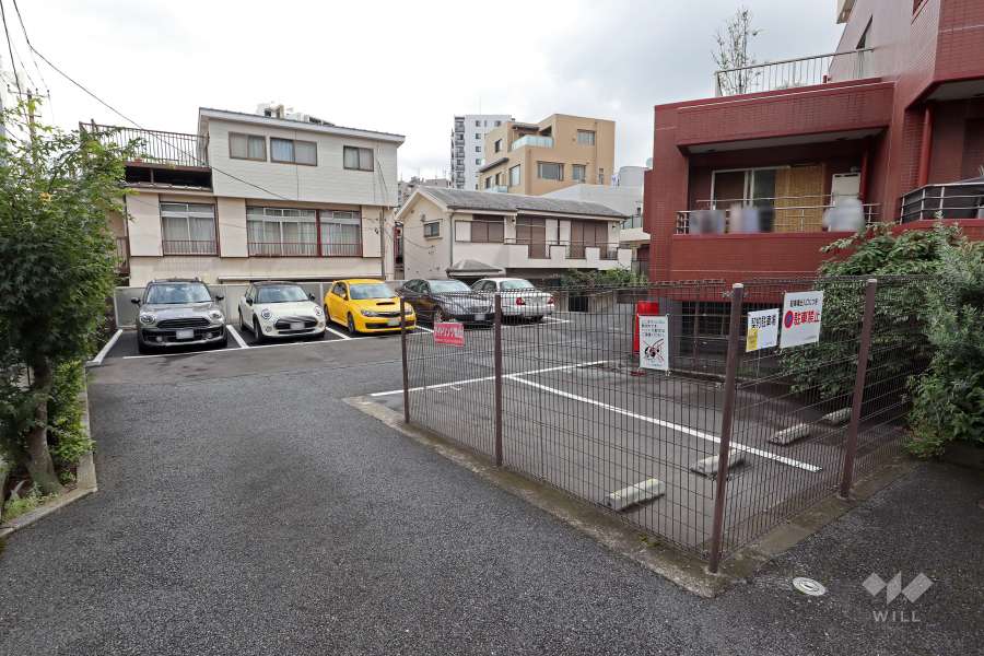 敷地内駐車場（屋外平面式）
