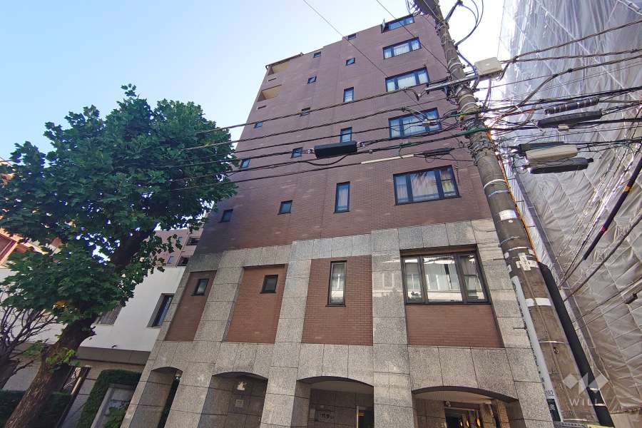 ウィスティリアコート代官山の外観（南西側から）