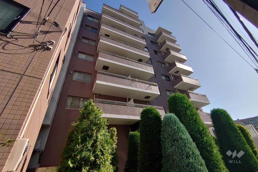 カトルズ代官山の外観（南西側から）