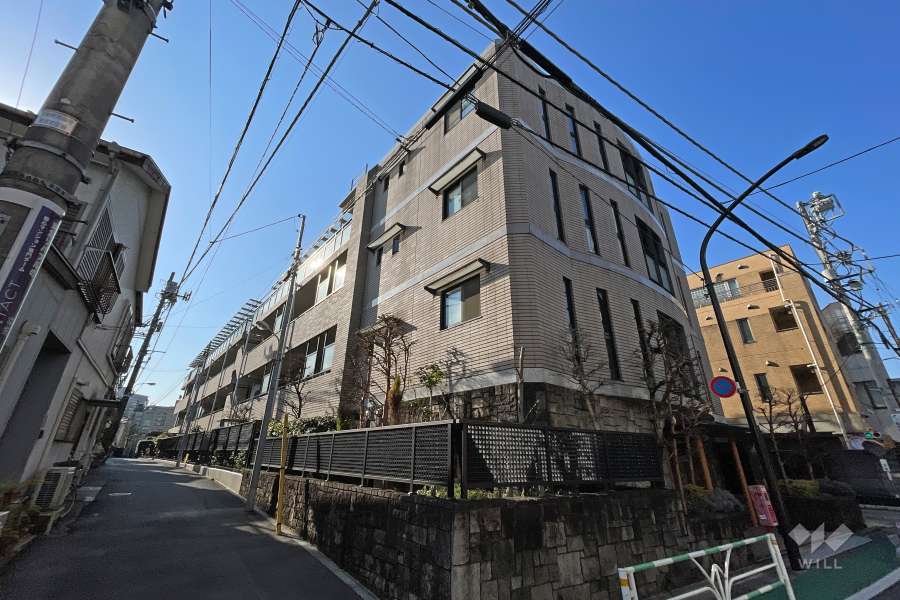 マイネシュロッス代官山の外観（北東側から）