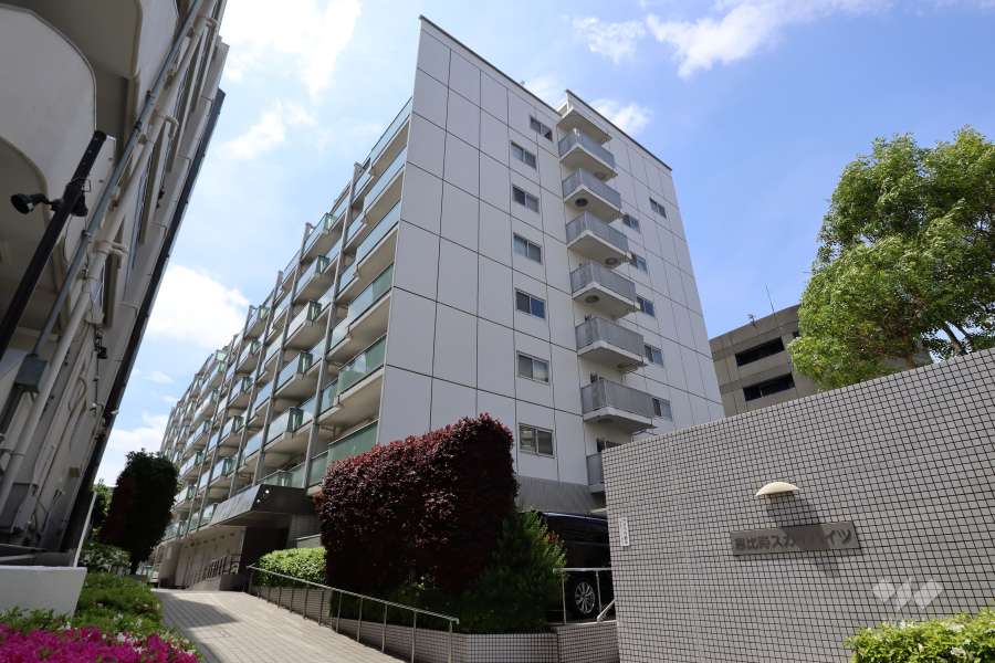 恵比寿スカイハイツの外観（北東側から）