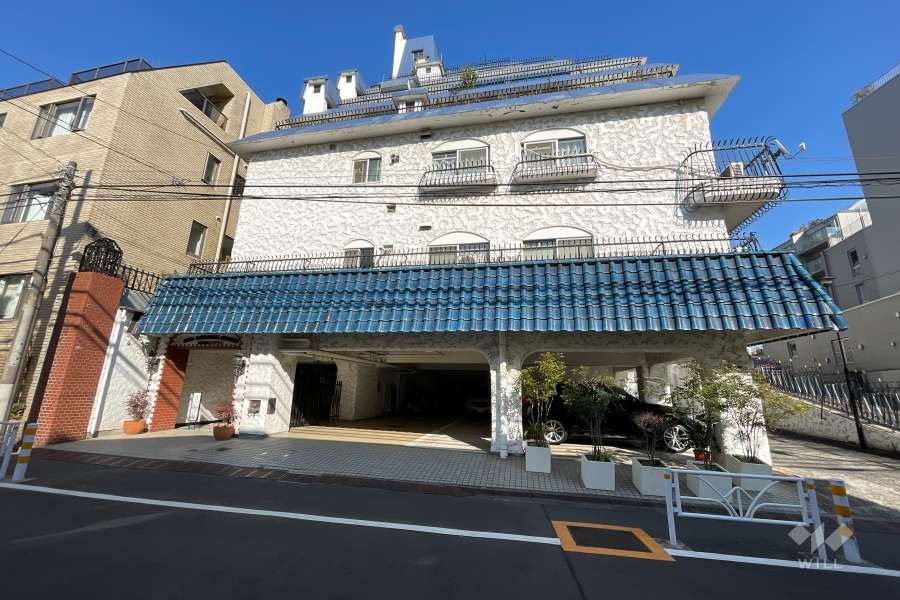 秀和桜丘レジデンスの外観(西側から）