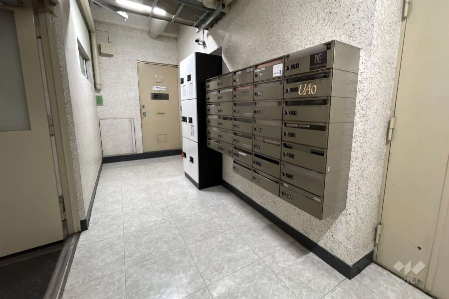 宅配ボックスと共用ポスト