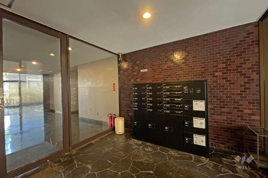 共用ポストと宅配ボックス